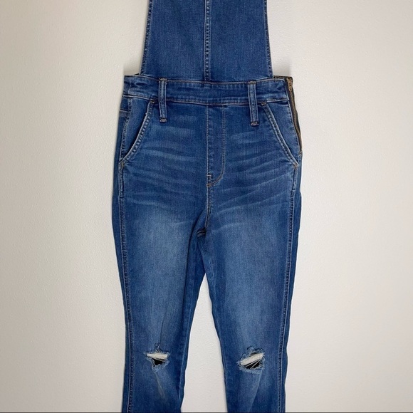 Madewell Roadtripper Overalls Brodie Wash Distressed Frayed Hem Size XS Women’s - Picture 4 of 14